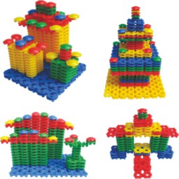 Plastic Brick Toy Construction